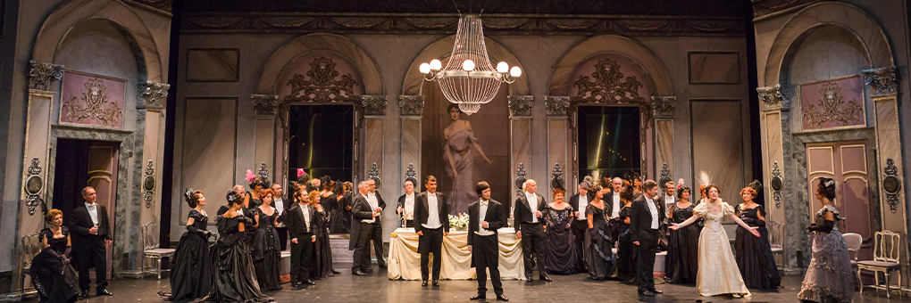 LA TRAVIATA